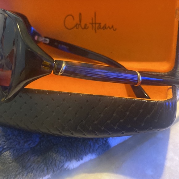 500 - Picture 4 of 6